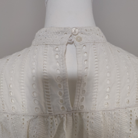 Banana Republic Eyelet, High collar, White, Petite small - Picture 5 of 6